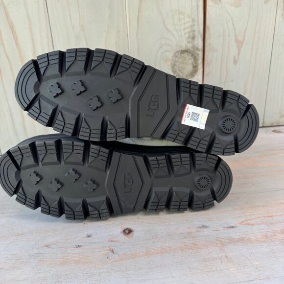 UGG SIDNEE WHITE MOTO BOOTS - Picture 9 of 9